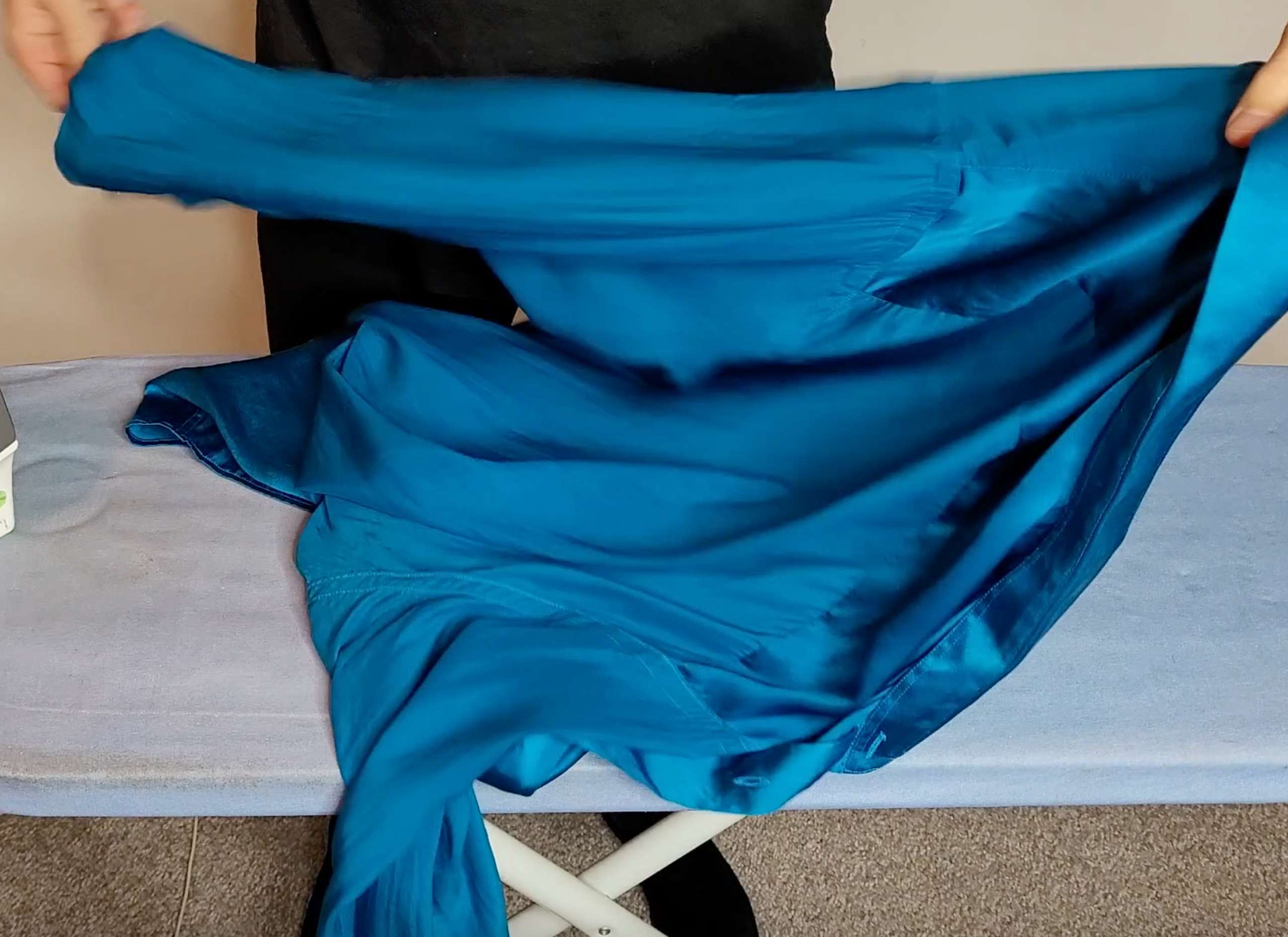 How to Iron a Silk Shirt StepbyStep Guide 1000 Kingdoms